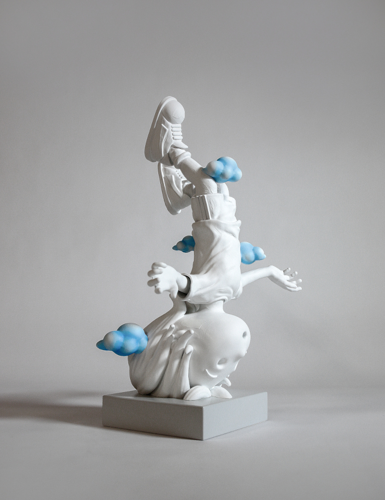Giovanni Motta : For Gods - H 60 cm - Stratified resin, hand-painted in acrylic, wooden base, 2020
