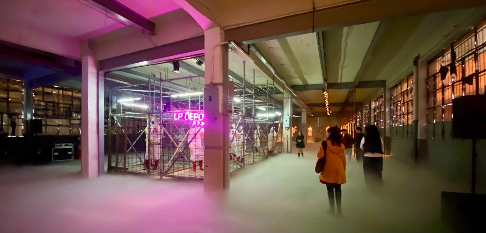 LOST PARADISE - Giovanni Motta - ASSAB ONE - Milano - Foto 03 LOST PARADISE - Giovanni Motta - ASSAB ONE - Milano - Foto 03