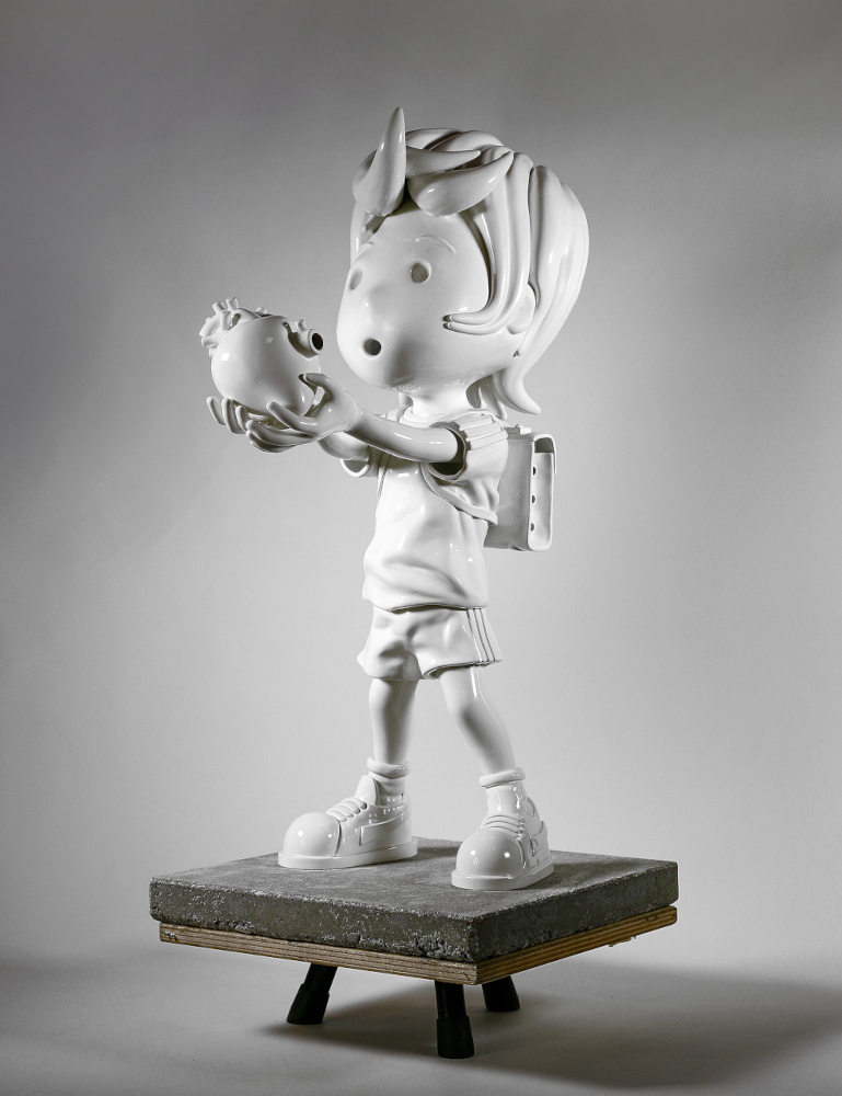 Giovanni Motta : Love Again - H 68 cm - Stratified nylon, acrylic, wood, 2020